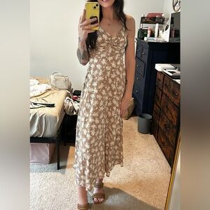 Lulu's Brown Floral Maxi Dress
